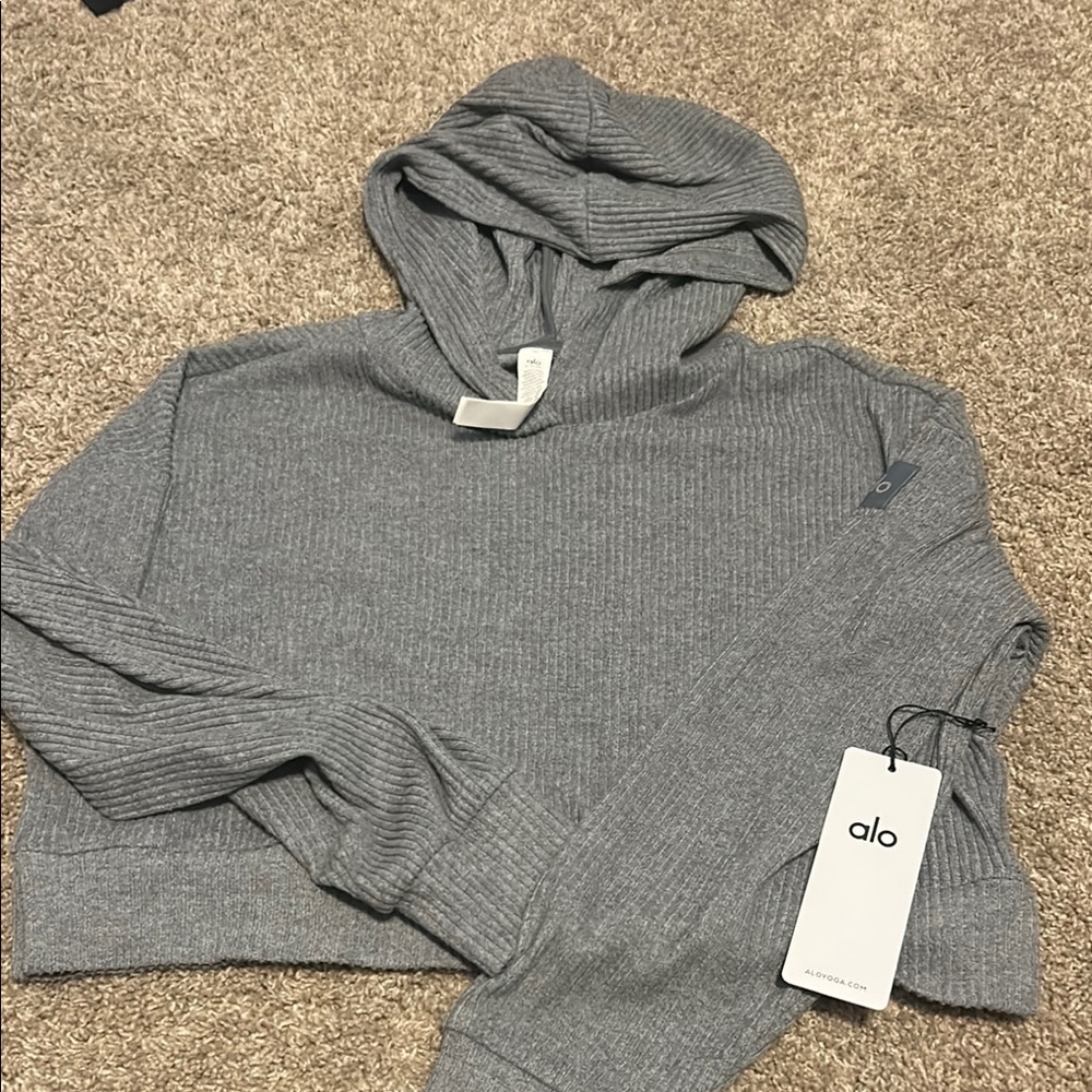 ALO Yoga Women's Heather Gray Hooded Sweater